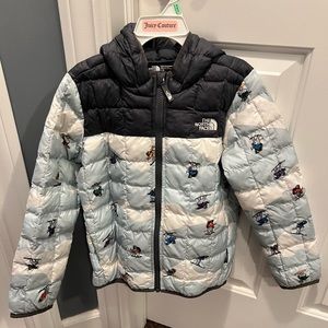 The North Face kids’ hooded jacket